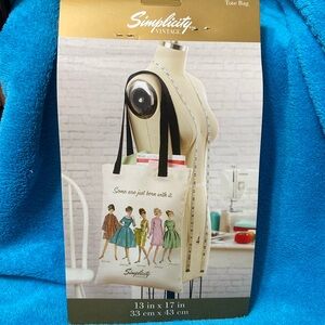 NIP - Simplicity Vintage Tote Bag
